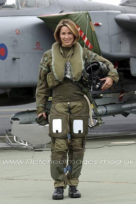 UK female pilot!