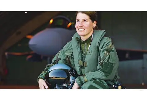 Major Catherine Labuschagne first female pilot of Gripen, South African Air Force