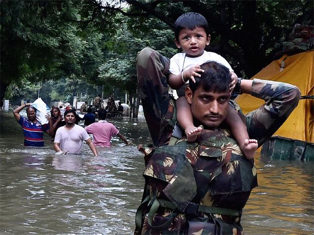 Indian army chennai flood 5