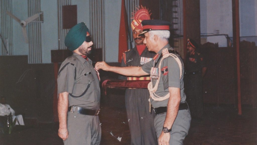 Meet Lt.Col Upender Singh Gill Took IED Blast To Save His Men