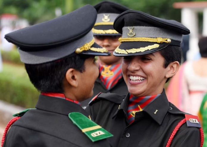 10 Defence Exams for Women Aspirants