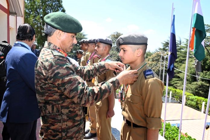 Lieutenant General Manoj Kumar Katiyar 8