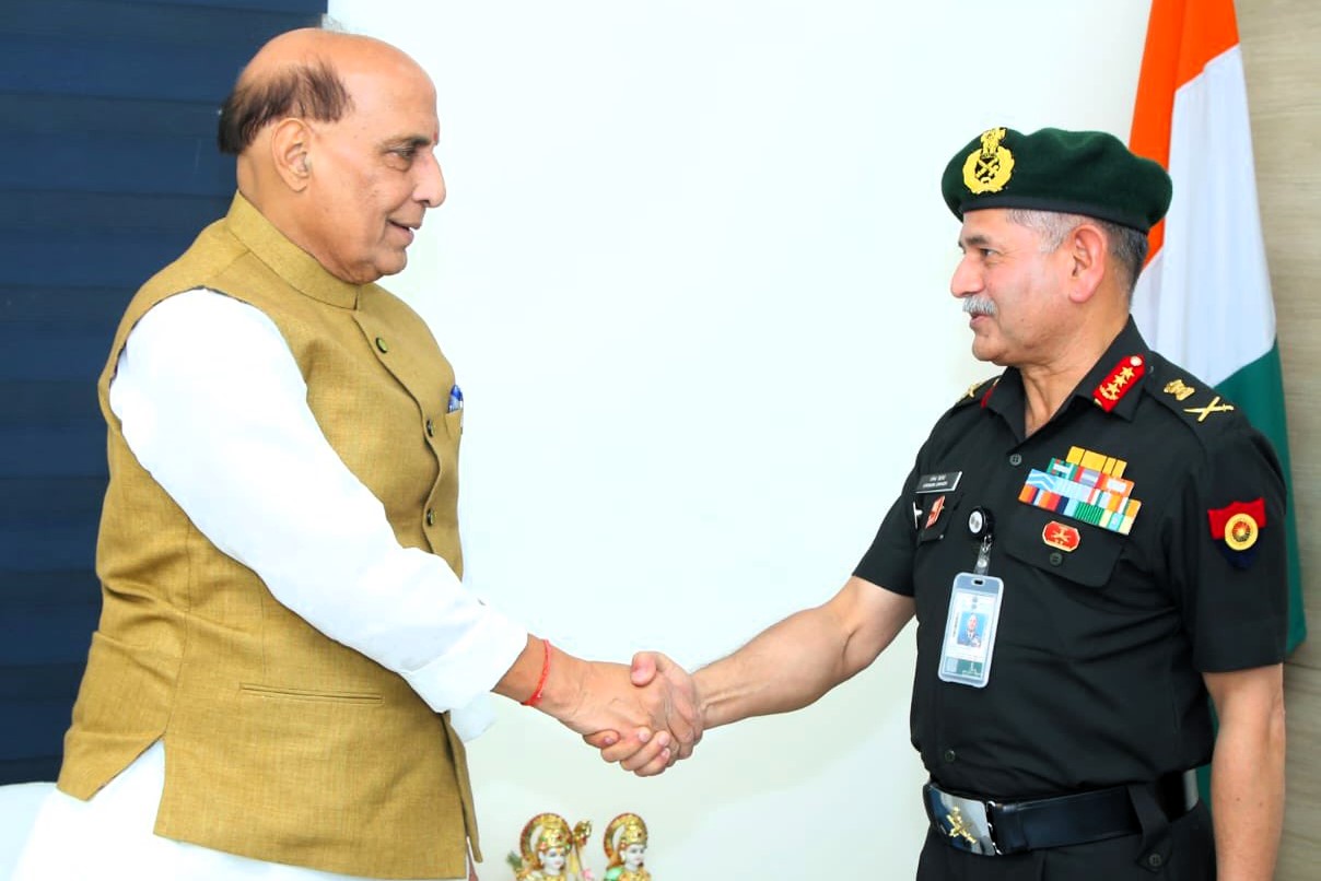 Lt Gen Upendra Dwivedi Meets Defence Minister Rajnath Singh Ahead of ...