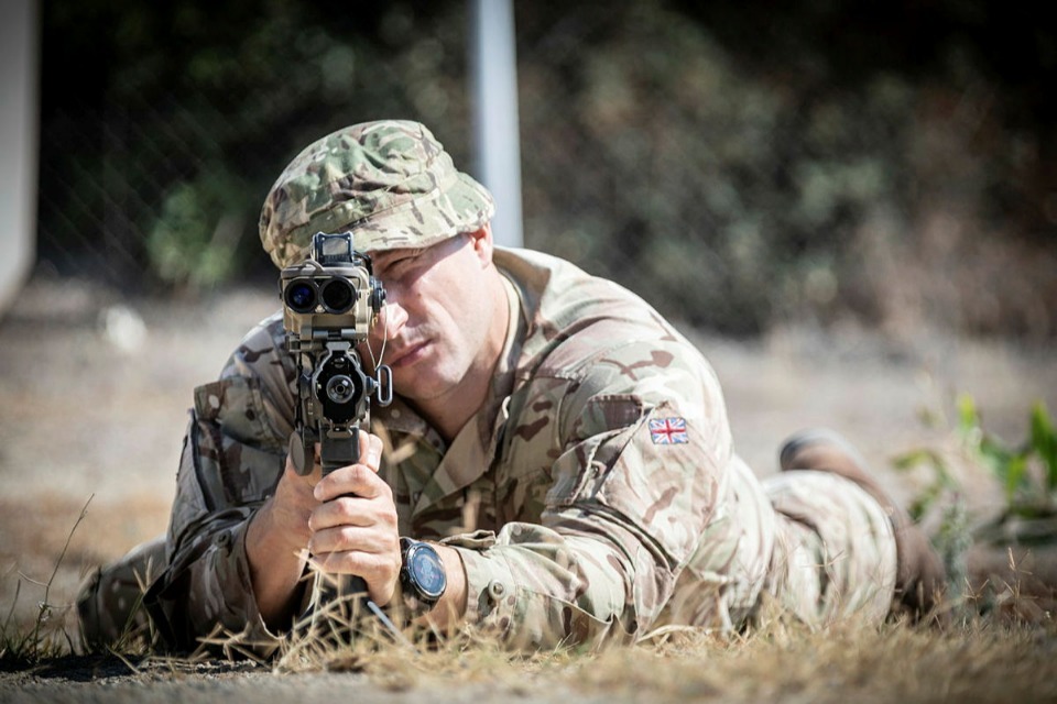 British Army Orders 10,000 TALON Fused Weapon Sights for Enhanced Night Operations