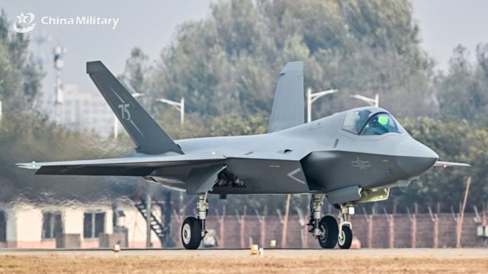 China Unveils J-35A Fighter and Twin-Seat J-20S at Zhuhai Airshow 2024