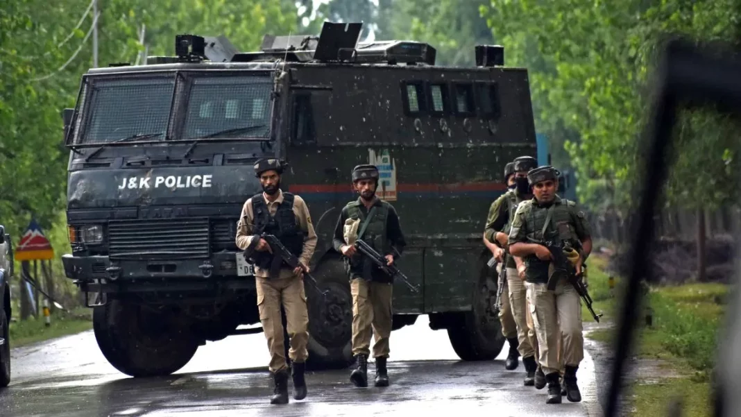 Encounter Underway Between Security Forces and Terrorists in Sagipora, North Kashmir