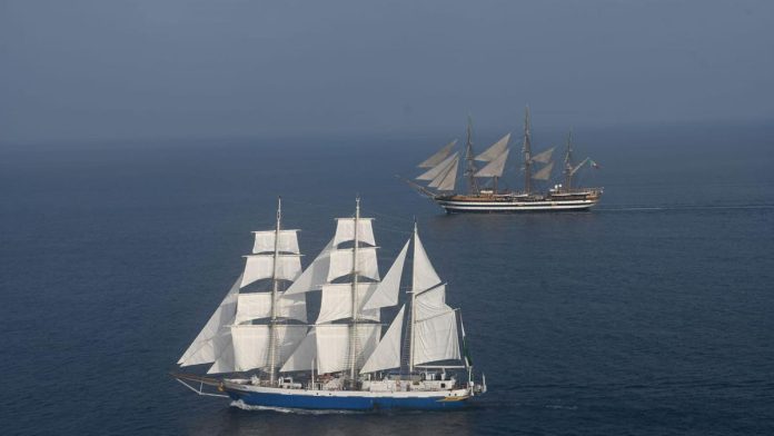 Indian Navy's INS Tarangini Conducts Joint Sailing Exercise with Italian Ship Amerigo Vespucci Off Kochi