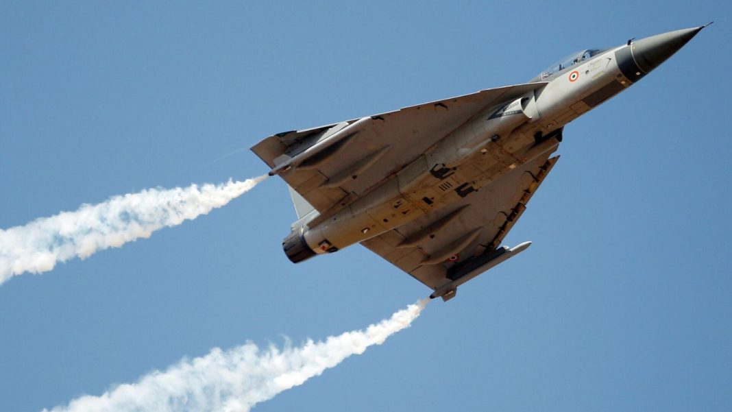 India's Tejas Fighter Jet: Aiming for Global Defense Markets Amid Manufacturing Challenges