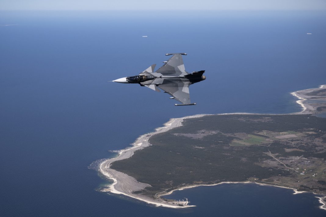 Netherlands Defense Chief: Transferring Gripen Fighter Jets to Ukraine 