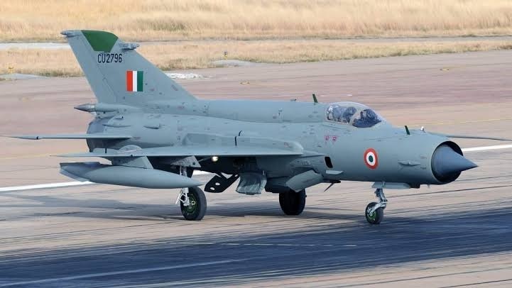 Indian Air Force Extends Service of MiG-21 Bison Fighters Due to Tejas Mk1A Induction Delays