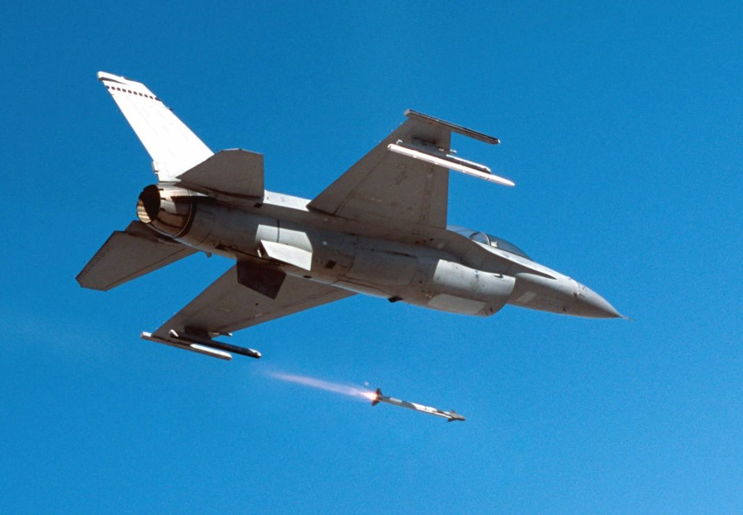 Poland Purchases 232 AIM-9X Sidewinder Missiles from the US for $175 Million