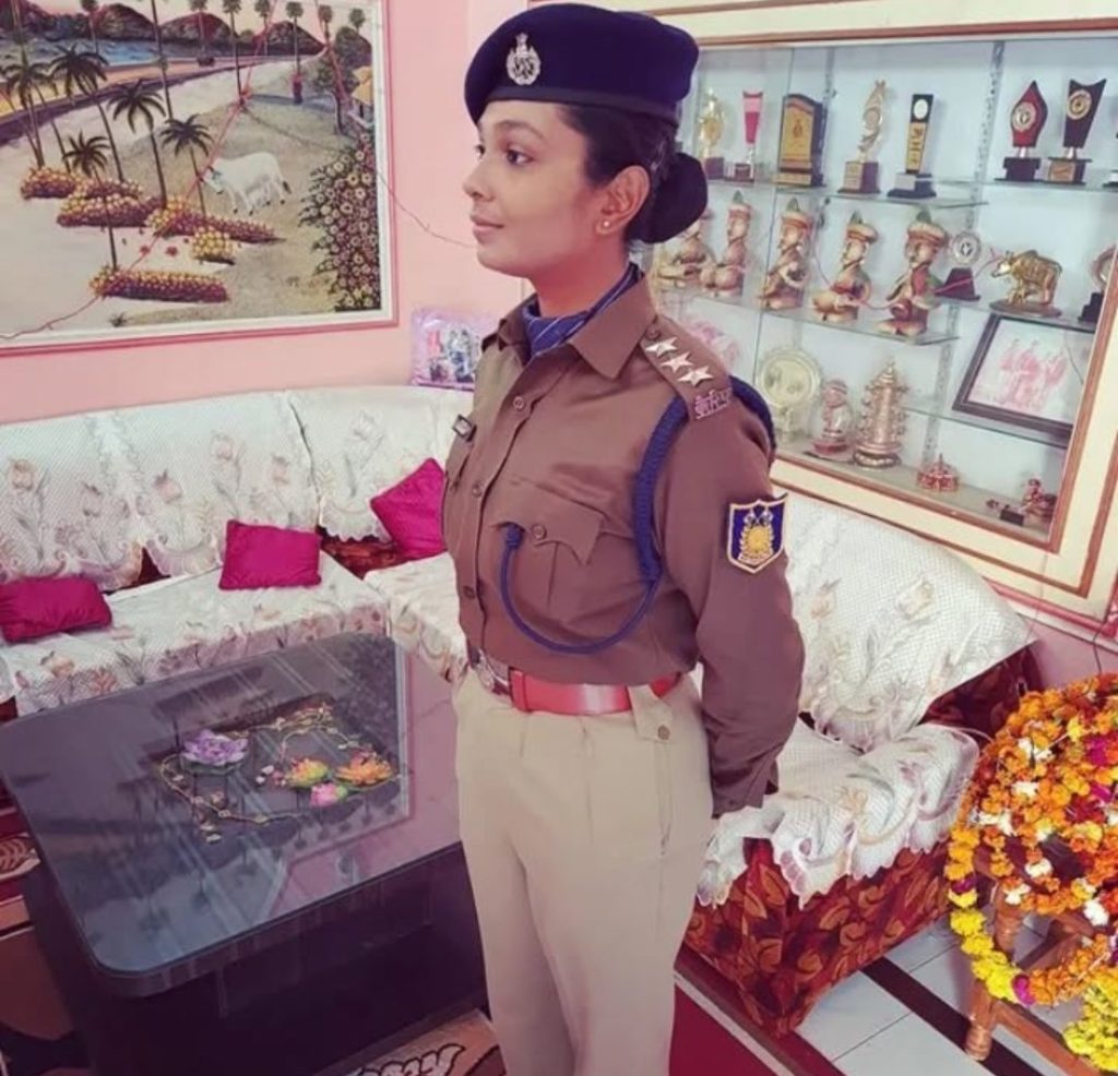 Assistant Commandant Poonam Gupta